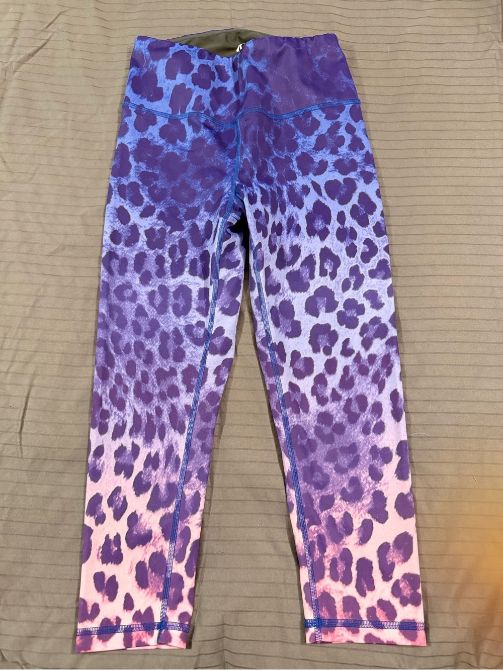Kali Violet to Pink Ombre Leopard Leggings